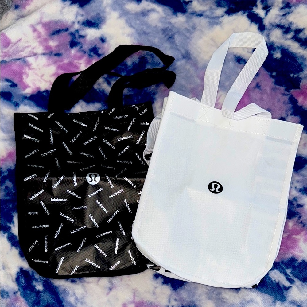 lululemon athletica Black and White Logo Totes - Bundle of 2